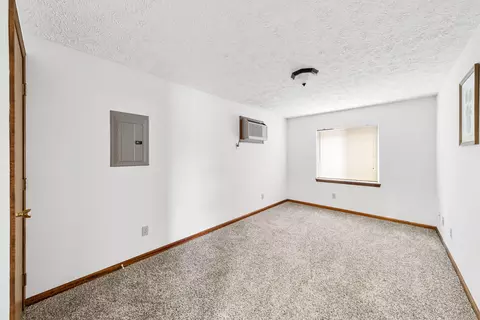 Bedroom - 19976 M-60, Three Rivers, MI 49093 photo 4 of 11