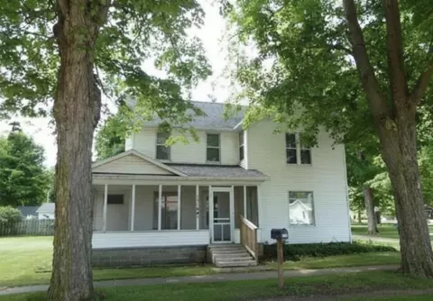 130 S 4th St, Burr Oak, MI 49030