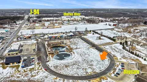 23850 Village Center Cir, Mattawan, MI 49071