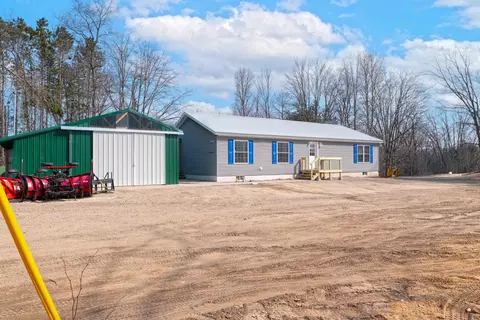 10920 Cassidy Dr, Cadillac, MI 49601