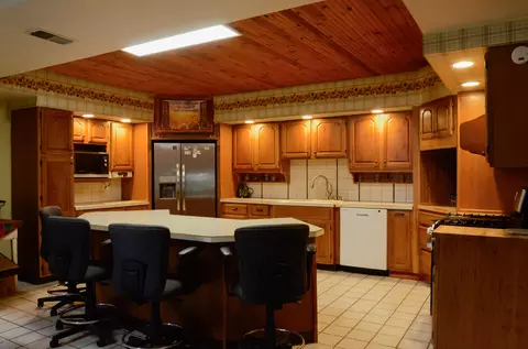 Kitchen - 520 E Groat Rd, Dowling, MI 49050 photo 1 of 2