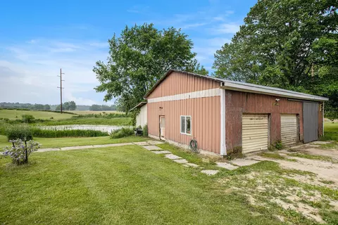 Exterior - 520 E Groat Rd, Dowling, MI 49050 photo 4 of 6