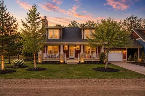 3048 Park Dr, Douglas, MI 49406