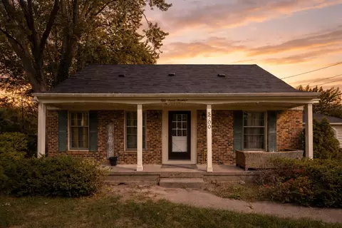 5700 Gentian Ct SE, Grand Rapids, MI 49508