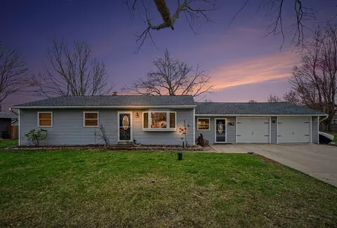 5830 Leon Dr, Scotts, MI 49088