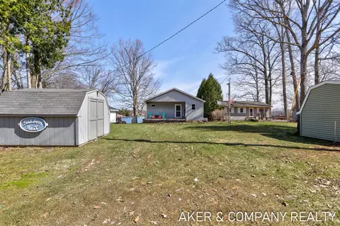 Exterior - 5320 Stella Rd, Custer, MI 49405 photo 10 of 13