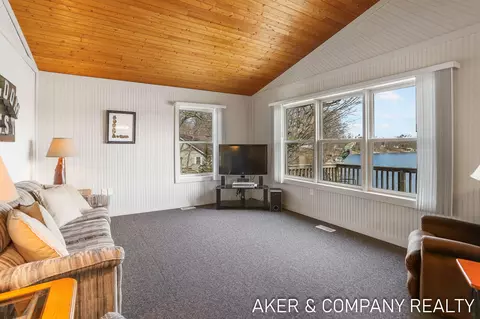 Living - 5320 Stella Rd, Custer, MI 49405 photo 1 of 2