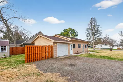 Exterior - 5121 Sunset Dr, Jackson, MI 49203 photo 6 of 11