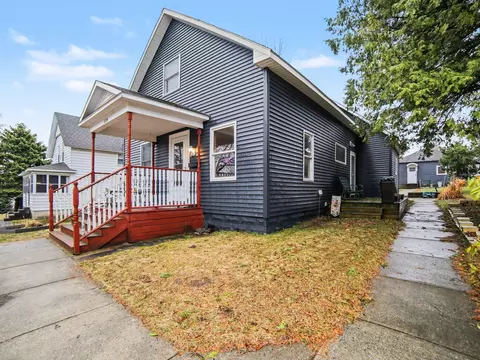 504 Third St, Ludington, MI 49431