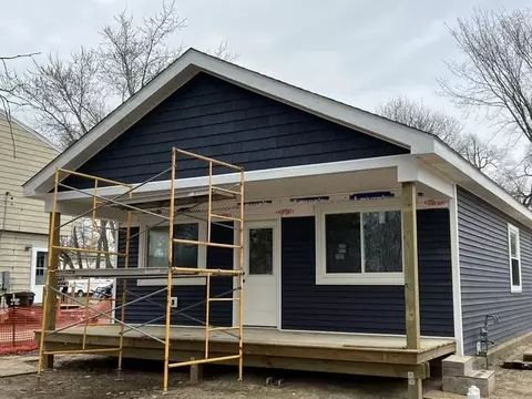 815 Howell Ave, Adrian, MI 49221