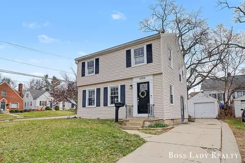 2302 Blaine Ave SE, Grand Rapids, MI 49507