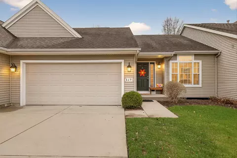 8691 Oakland Hills Cir #2, Portage, MI 49024