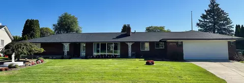 38176 Villa Mar St, Harrison Township, MI 48045