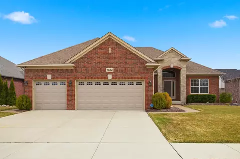 55362 Trevino Dr, Macomb, MI 48042