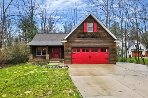 6417 Ototeman Trl, Saugatuck, MI 49453