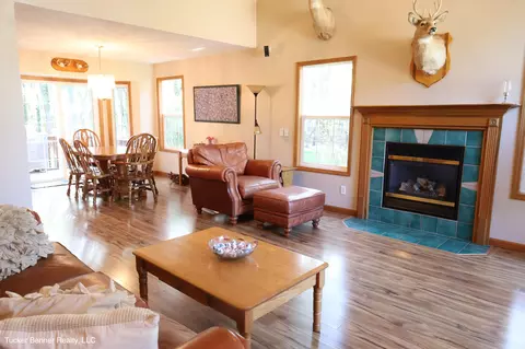 Living - 7703 Pinecone Ct, Whitehall, MI 49461 photo 2 of 4