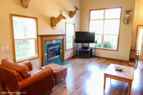 Living - 7703 Pinecone Ct, Whitehall, MI 49461 photo 3 of 4