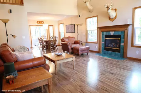 Living - 7703 Pinecone Ct, Whitehall, MI 49461 photo 1 of 4