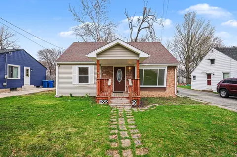 1615 Homecrest Ave, Kalamazoo, MI 49001