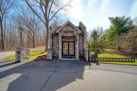 Sanctuary Drive, Jackson, MI 49201 photo 11