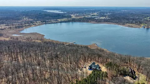 Sanctuary Drive, Jackson, MI 49201 photo 3