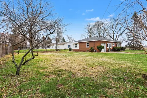 Exterior - 609 E Railroad St, Bronson, MI 49028 photo 3 of 3