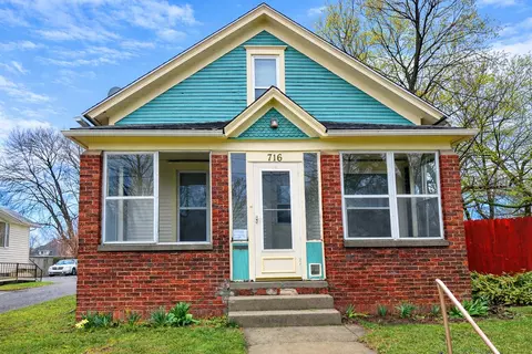 716 Lincoln St, Jackson, MI 49202