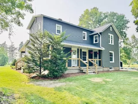 10035 Irish Rd, Vermontville, MI 49096