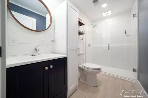 Bath - 9701 Coyote Trl, Belding, MI 48809 photo 3 of 3