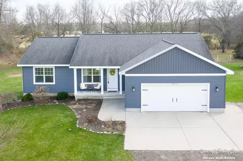 Exterior - 9701 Coyote Trl, Belding, MI 48809 photo 1 of 8
