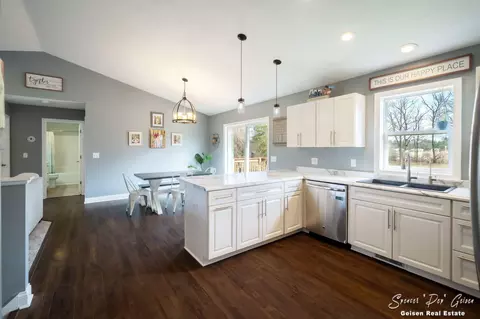 Kitchen - 9701 Coyote Trl, Belding, MI 48809 photo 4 of 4