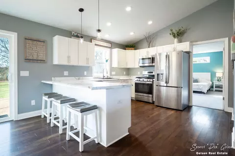 Kitchen - 9701 Coyote Trl, Belding, MI 48809 photo 1 of 4
