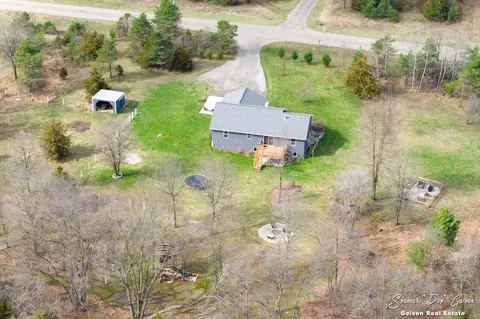 View/Area - 9701 Coyote Trl, Belding, MI 48809 photo 4 of 9