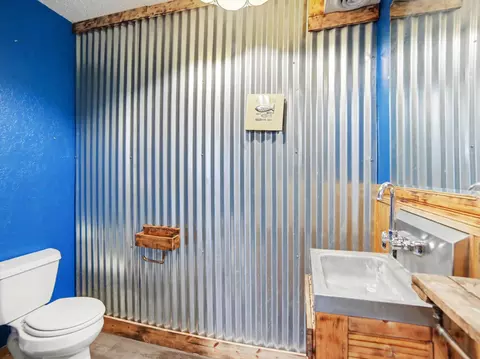 Bath - 523 E Main St, Hart, MI 49420 photo 1 of 3
