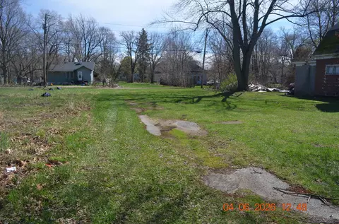 941 Colfax Ave, Benton Harbor, MI 49022