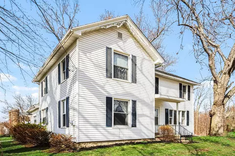 5284 E Territorial Rd, Pleasant Lake, MI 49272