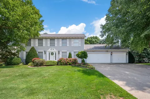 2233 Anderson Cir, Stevensville, MI 49127