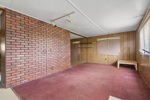 Living - 950 106th Ave, Plainwell, MI 49080 photo 2 of 3
