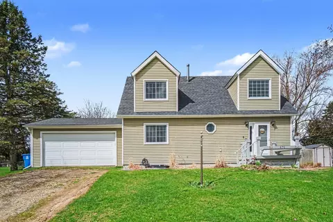670 Kimberly St, Galesburg, MI 49053