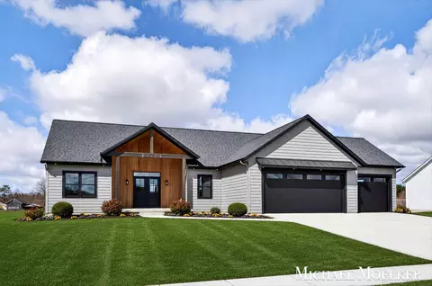 12479 Nora Ct, Allendale, MI 49401