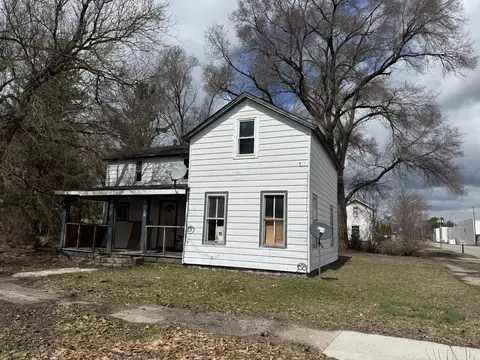 Exterior - 115 E 4th St, Evart, MI 49631 photo 4 of 4