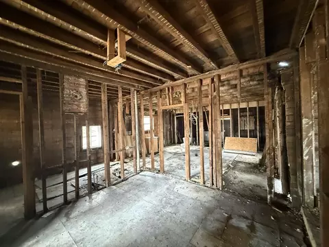 Entry Way - 115 E 4th St, Evart, MI 49631 photo 2 of 5