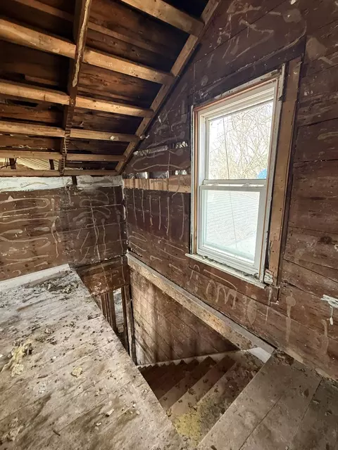 Entry Way - 115 E 4th St, Evart, MI 49631 photo 5 of 5