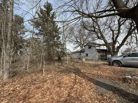 Exterior - 115 E 4th St, Evart, MI 49631 photo 2 of 4