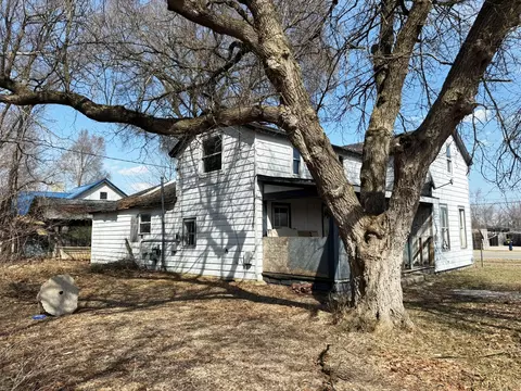 Exterior - 115 E 4th St, Evart, MI 49631 photo 3 of 4