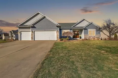 5420 Farallon St, Kalamazoo, MI 49009