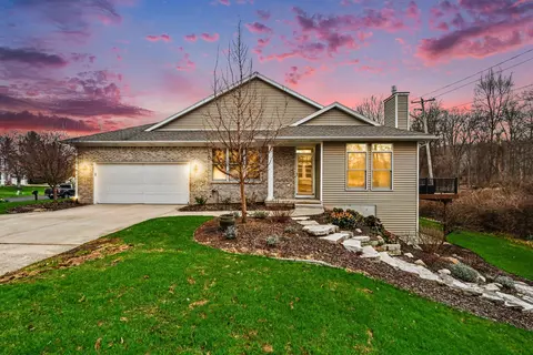 1127 Dogwood Meadows Dr SE, Ada, MI 49301