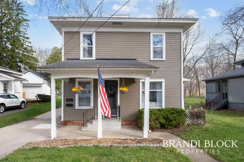 412 Hastings St, Allegan, MI 49010