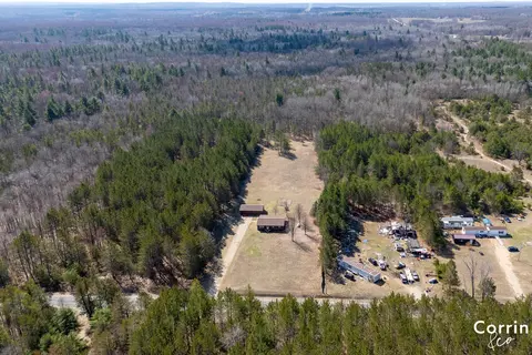 7806 W 13 Mile Rd, Bitely, MI 49309