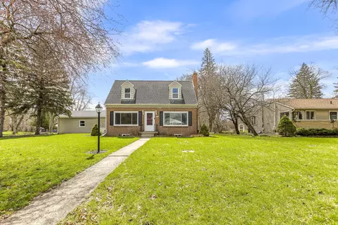 320 River St, Hillsdale, MI 49242